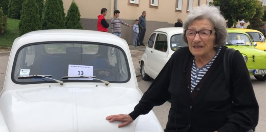 DRUG, PRIJATELJ I ORTAK: Upoznajte najstariju obožavateljku legendarnog Fiće! (VIDEO)