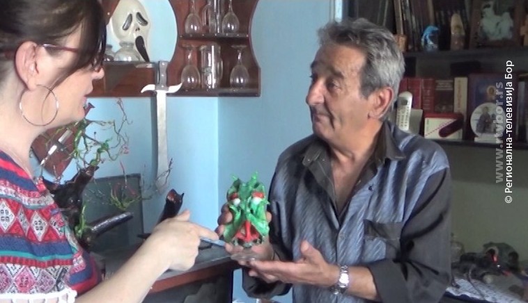 NEOBIČAN HOBI PENZIONERA IZ MAJDANPEKA: Od kostiju životinja izrađuje prava umetnička dela! (VIDEO)