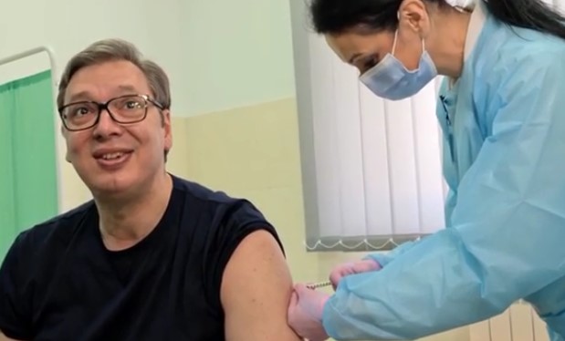 Predsednik ohrabrio građane: Dan posle Vučićeve vakcinacije najuspešniji po broju utrošenih doza