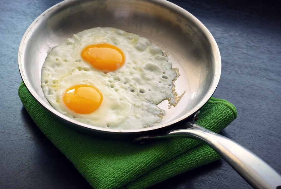 KUVANA, NA OKO ILI OMLET: Koji način pripreme jaja je najzdraviji?