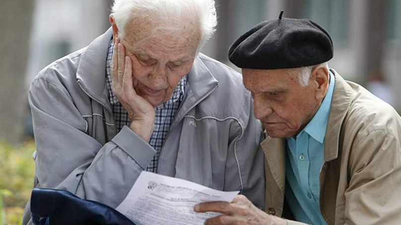 DOBRE VESTI ZA PENZIONERE: Od januara rast penzija više od 10 odsto!