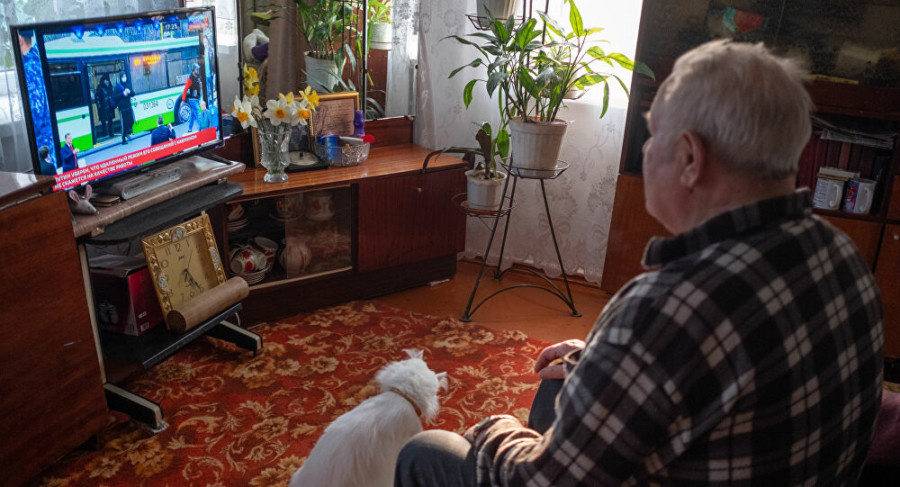 Slagalica, turske serije, rijaliti...Stariji ljudi često su satima ispred TV-a, što je rizičnu i po fizičko i po mentalno zdravlje