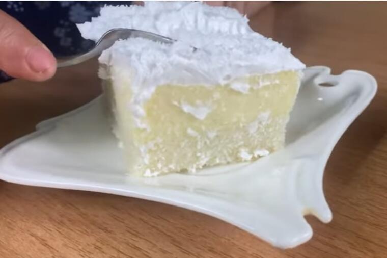 KREMASTI KOKOS KOLAČ: Poslastica dostojna kralja, a tako je jednostavna za napraviti!