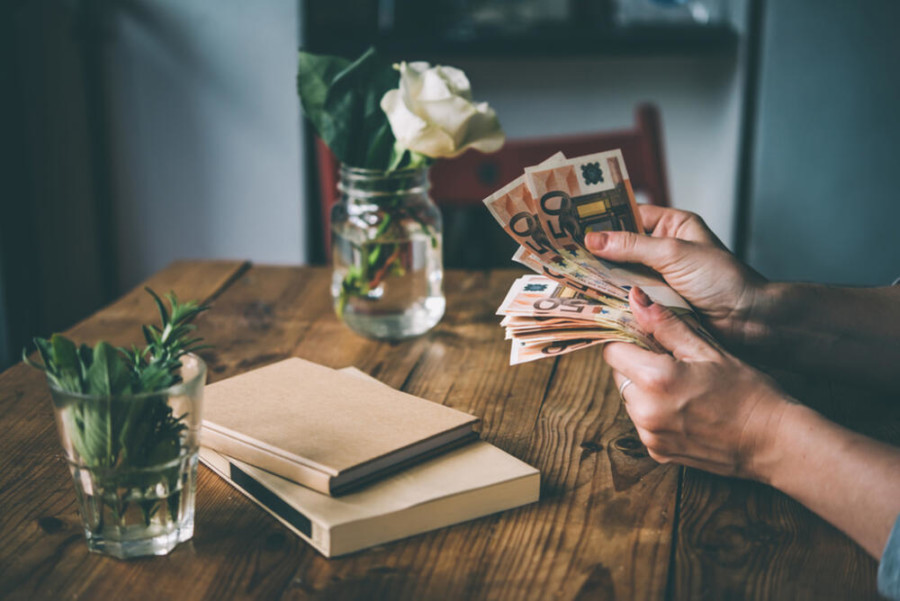 TRI NAJVEĆE TAJNE ŠTEDNJE Finansijski stručnjaci otkrivaju kako da sačuvate novac