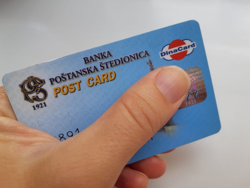 ZAMENA JE U TOKU: Važno obaveštenje za sve one koje imaju "dina" karticu!