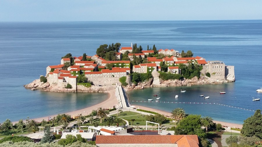 USLOVI ZA ULAZAK U CRNU GORU ZA PRAZNIKE: Na snazi će biti stroge mere