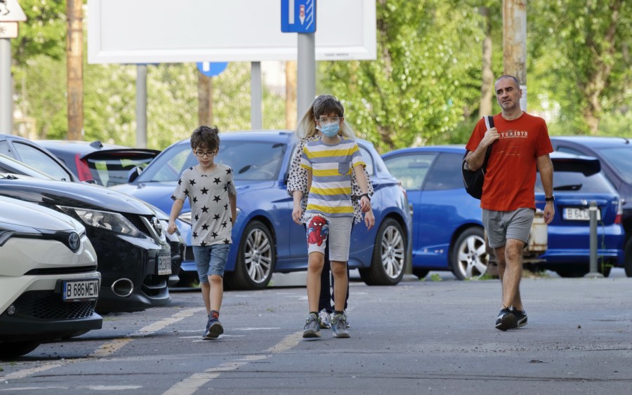AMERIČKA AGENCIJA ZA HRANU I LEKOVE: Fajzer vakcine mogu se koristiti i za populaciju uzrasta od 12 do 15 godina!