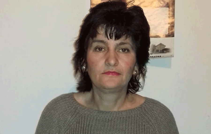 OVO JE ŽENA IZ KOVINA ZA KOJU SE SUMNJA DA JU JE UBIO SIN: Palicom je udaro po GLAVI! Komšije otkrile jezive detalje