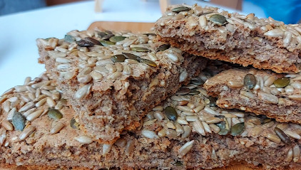 NAPRAVITE HLEB OD HELJDE Ne mesi se a vrlo je hranljiv