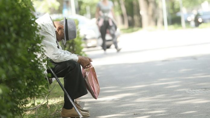 DA LI ĆE POMOĆ ZA PENZIONERE BITI U SEPTEMBRU "Moguće je svašta da bude, ali ne bih da prejudiciram", kaže predsednik penzionerske Stranke