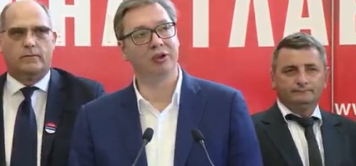 PREDSEDNIK SRBIJE U RUDNOJ GLAVI NA OTVARANJU POGONA "JUMKA": Država će radnicama na platu dodati još 4000 dinara, imaćete 38.000