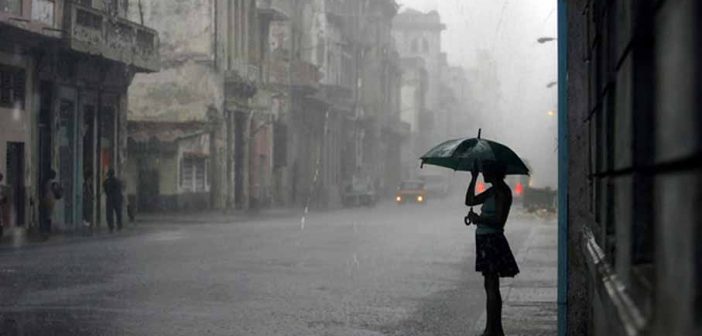 VREME SE MENJA! Naoblačenje s kišom i padom temperature, evo kad će se vratiti zima