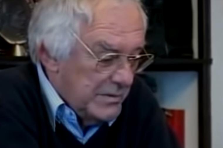 MOMO KAPOR O BOŽIĆNOM DRVEĆU : Badnjaci su ćutali i trpeli , bili su sa jelkama na ,,vi“