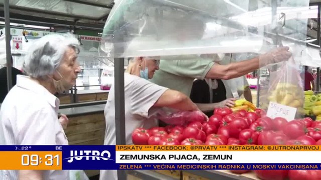 PRIPREMA ZIMNICE U TOKU Na Veletržnici Beograd najveći promet paradajza