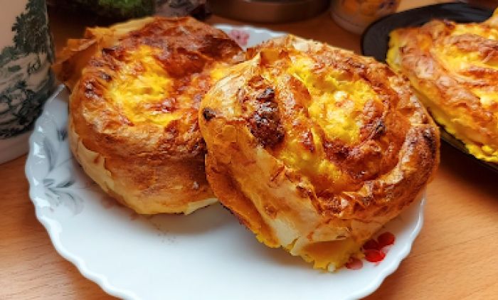 FANTASTIČNI PUŽ SA SIROM: Vrhunski doživljaj za početak dana