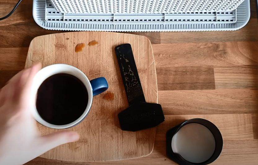 JEDNA BELA KAFA I SITI STE DO RUČKA! Tajna nije u kafi, već u njenoj zaboravljenoj zameni!!