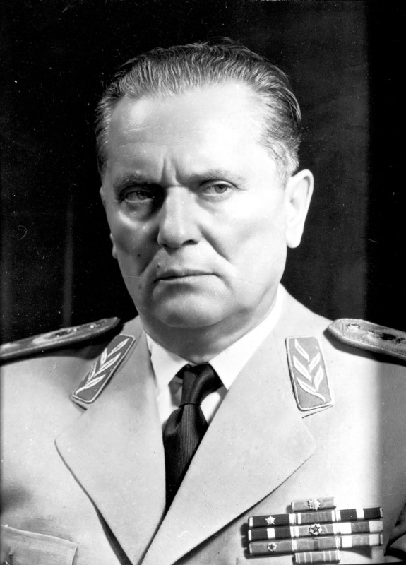 BIO IM JE TRN U OKU: Rusi zbog jedne reči hteli nemilosrdno da likvidiraju Tita!