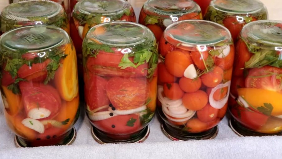 NAJVAŽNIJE PRAVILO ZA SPREMANJE ZIMNICE Ovako se pravilno sterilišu tegle i to na lakši način