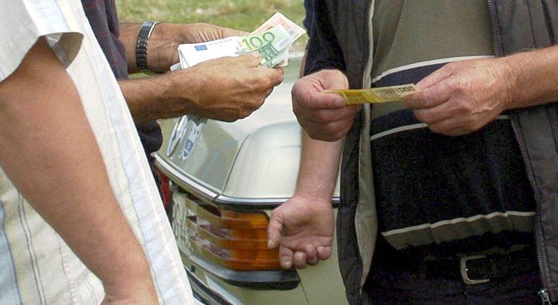 NISMO SE OGREŠILI O SIROTINJU: Ispovest zelenaša o tome kome nikad ne pozajmljuje novac i da su banke gori uterivači dugova od njih