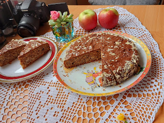 VRHUNSKI RECEPT IZ BAKINE KUHINJE: Čarobne čokoladne kocke, osvaja na prvi zalogaj (VIDEO)