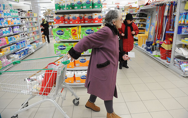 RADNO VREME ZA PREDSTOJEĆI PRAZNIK Pogledajte kada da odete u prodavnicu i na pijacu a kada na pumpu