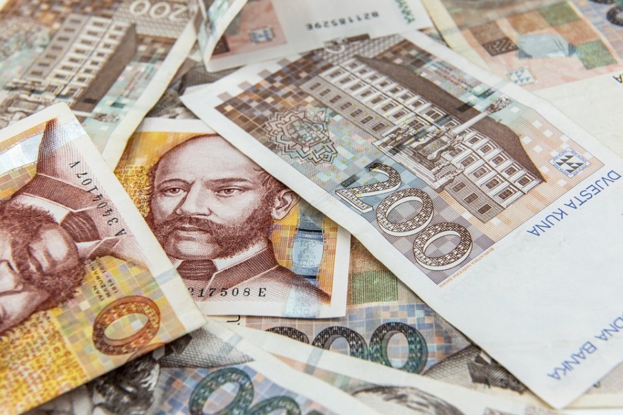 HRVATSKE PLATE VEĆE ALI MANJA KUPOVNA MOĆ