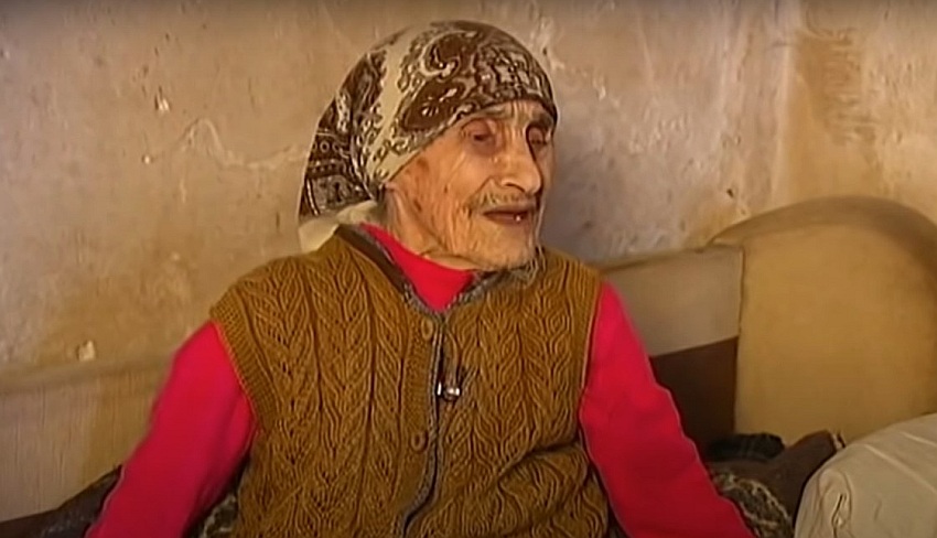 SVI TRAGAJU ZA NJOM Ovo je tajna dugovečnosti
