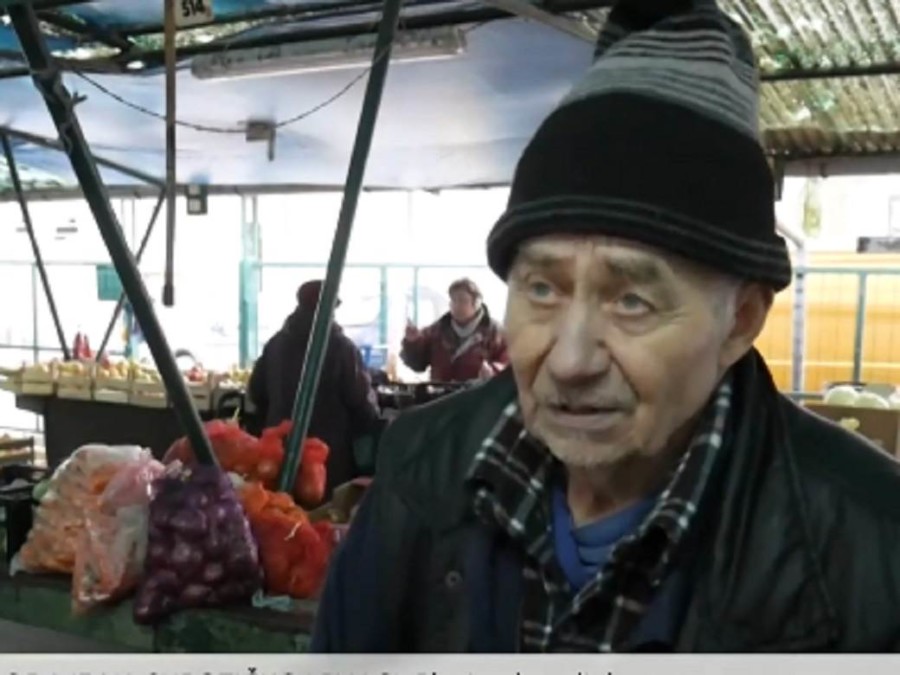 LEGENDA SUBOTIČKE PIJACE: Lajoš ustaje u 4 ujutru, svaki dan radi i u devetoj deceniji! (VIDEO)