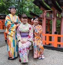 JAPANSKA MASKA , BRIŠE GODINE SA LICA! Koristile su je gejše!