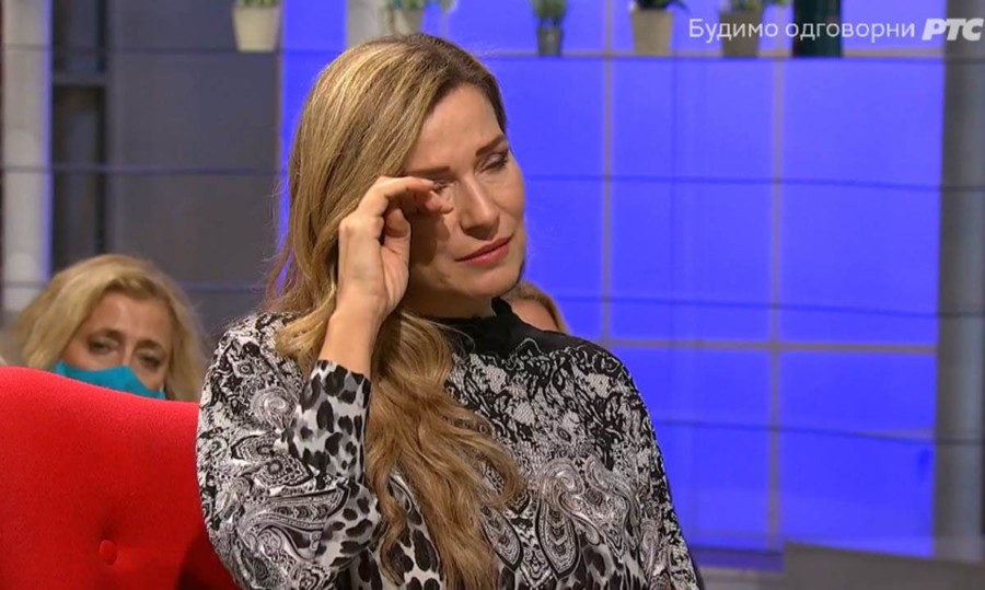 SUPRUGA SRPSKOG KOŠARKAŠA O BORBI SA LUPUSOM: Ove simptome ljudi zanemaruju, a posledice mogu biti strašne!