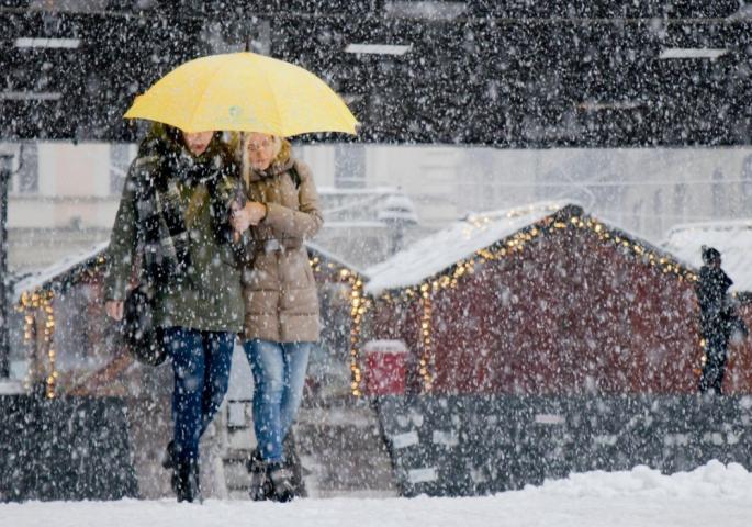 METEOROLOG NAJAVIO SNEŽNU MEĆAVU: U nedelju će se zabeleti cela Srbija, u Beogradu 20 centimetara pokrivača