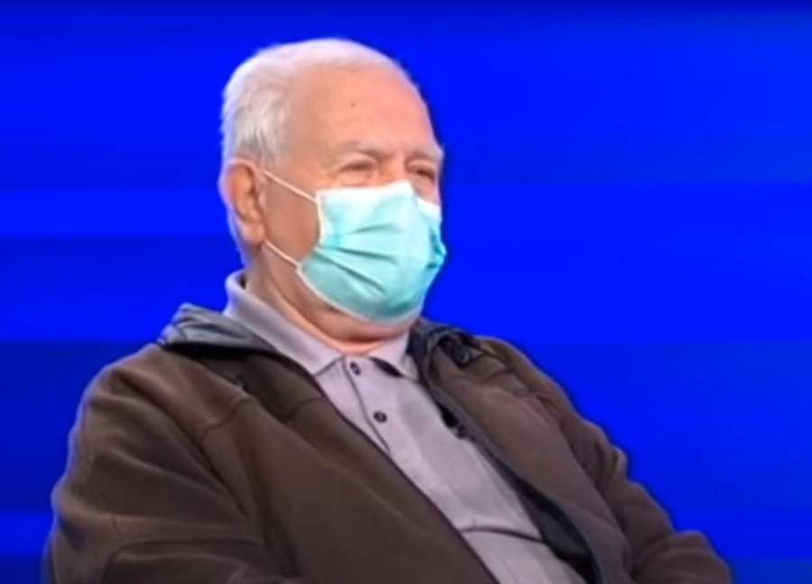 PRETI NAM PETI TALAS KORONE: Epidemiolog objasnio šta je najveća opasnost tokom praznika