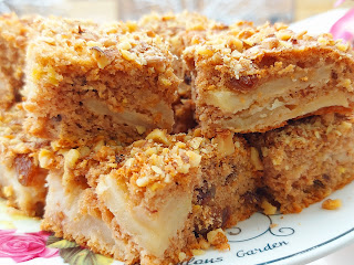 LEPŠI OD TORTE Sjajan voćni kolač, fantazija ukusa i mirisa (VIDEO)