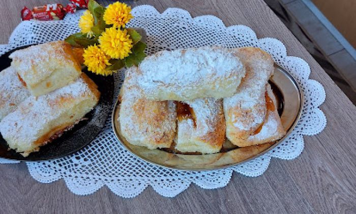 VEOMA MEKE I ŠUŠKAVE Bakine čupave piroške, zaiste nešto predobro (VIDEO)