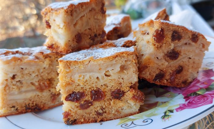 DOMAĆI SLATKIŠ IZ BAKINE KUHINJE Jednostavan i brz recept za kolač, koji će vam popraviti raspoloženje (VIDEO)
