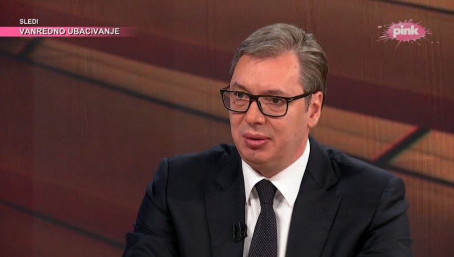 PREDSEDNIK VUČIĆ O PENZIJAMA I PLATAMA: Neće kasniti ni dan!