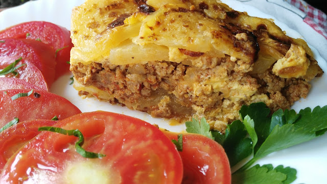 RECEPT ZA DANAŠNJI RUČAK: Bakina kuhinja - musaka (VIDEO) koja će se razgrabiti