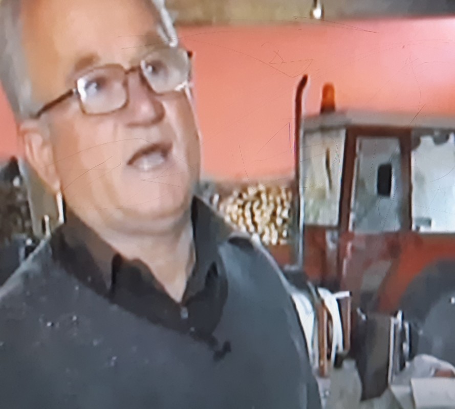 PENZIONER ZA MEDALJU! Ženu mu je ujela zmija i tada je sve shvatio! 