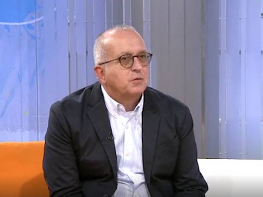 DOKTOR RADOSAVLJEVIĆ OTKRIVA: Pušenje i začinjena hrana izazivaju ovu podmuklu bolest, evo koja grupa ljudi je najugroženija
