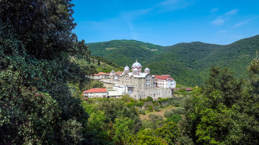 ZA OVO MEDICINA NEMA OBJAŠNJENJA: Ispovest doktora Popovića o iskustvu na Svetoj Gori