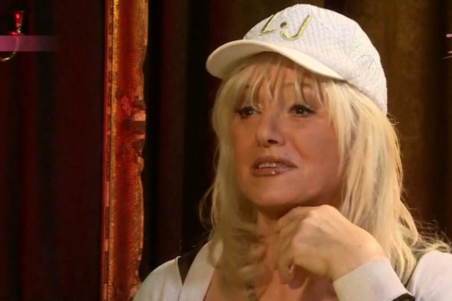 VERA MATOVIĆ OTVORENO O ŽIVOTU, KARIJERI I KOLEGAMA: "Pevač ne može biti star ni kad ode u penziju!"