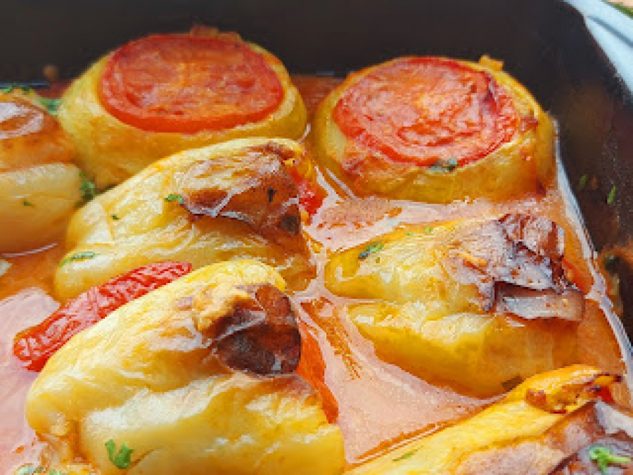PAPRIKE PUNJENE NA POSEBAN NAČIN Recept za današnji ručak koja će vas oduševiti