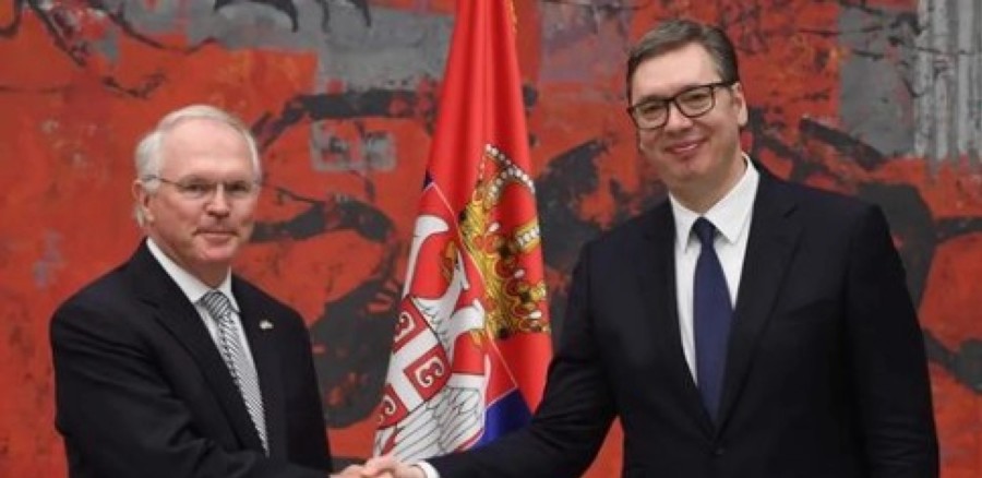 U TOKU SASTANAK PREDSEDNIKA SRBIJE I AMERIČKOG AMBASADORA: Vučić i Hil o brojnim važnim temama