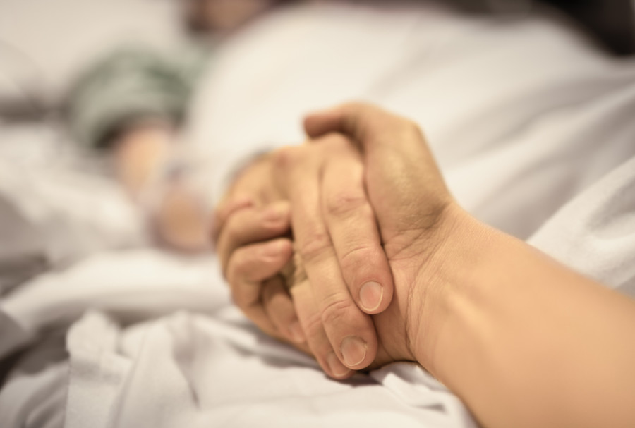 DOKTORKA OTKRILA NEVEROVATNU ISTINU: Ovako izgleda umiranje, postoji 5 faza kroz koje svi moraju da prođu