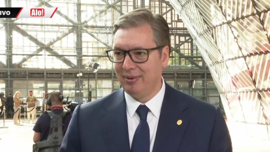 PREDSEDNIK VUČIĆ PORUČIO HRVATSKIM MEDIJIMA: Ni vaš predsednik ni premijer ne pitaju se ništa o poziciji Srbije!