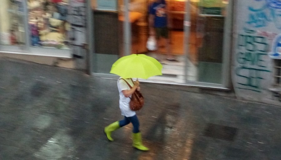 SNIMAK IZ SVEMIRA - NEVREME STIŽE U SRBIJU: Meteorolozi upozoravaju, čeka nas ozbiljan kijamet (FOTO)