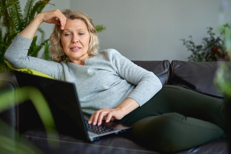 MENOPAUZA I "SALČIĆI": Kako se fizički i psihički izboriti sa ovom promenom