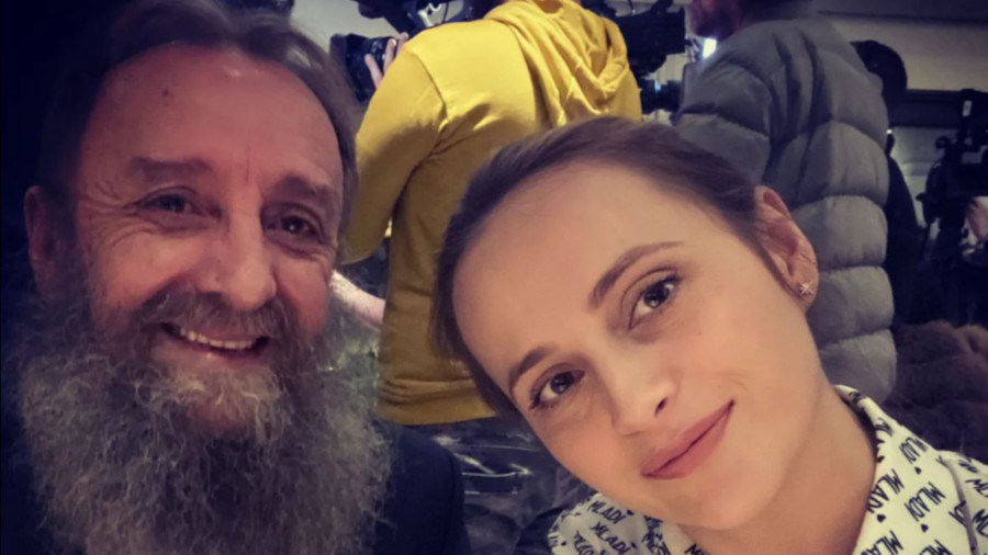 USKORO ĆE DOBITI BEBU: Predrag je 36 godina stariji od Vesne a ona ga je zaprosila!