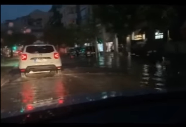 DIREKTOR RHMZ: Frontalni sistem nad Srbijom doneo je grad