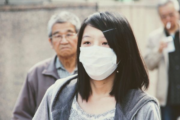 VIRUS SE MNOŽI! U Japanu zabeleženo više od 180.000 novih slučajeva u danu